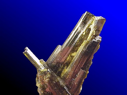 Epidote with minor Albite and Actinolite from Knappenwand, Austria